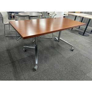 Bernhardt Nesting Training Table - 60" x 30"